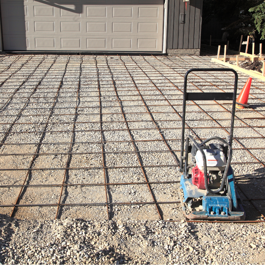 Pregătire platformă beton cu armătură pentru garaj – Nomade Construction