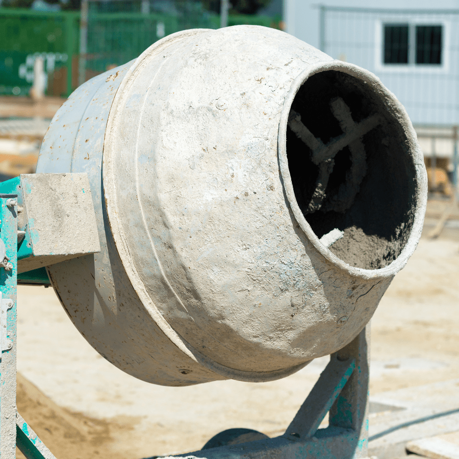 Betonieră profesională pe șantier – Nomade Construction